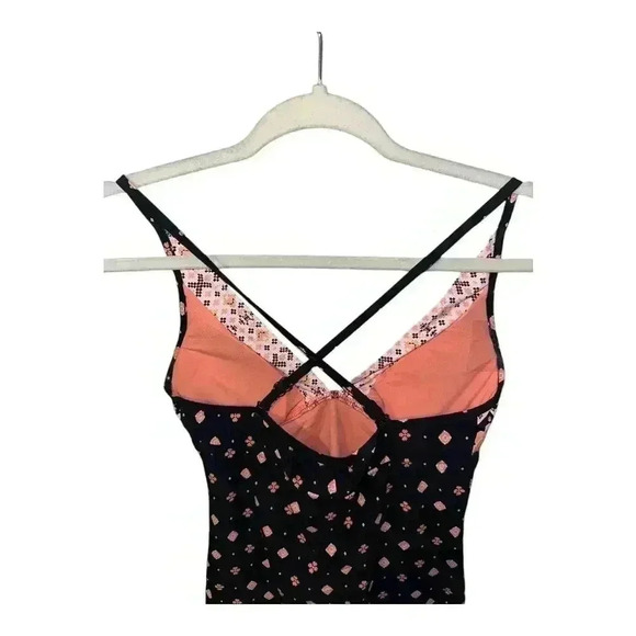 Seafolly Inka Gypsy Black/Pink V-Neck Tankini, Size 6 - Picture 6 of 9